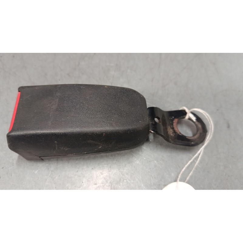 Recambio de anclaje cinturon delantero derecho para honda hr-v (gh_) 1.6 16v 4wd (gh2, gh4) referencia OEM IAM   