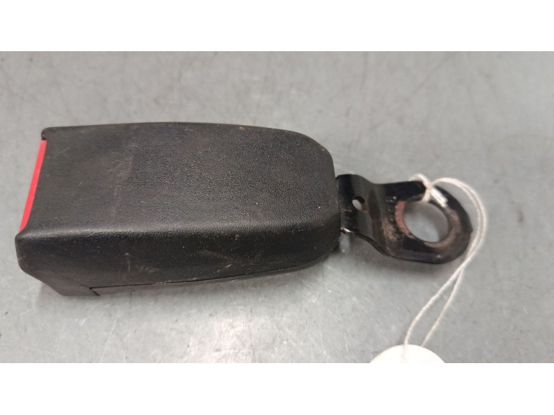 Recambio de anclaje cinturon delantero derecho para honda hr-v (gh_) 1.6 16v 4wd (gh2, gh4) referencia OEM IAM   