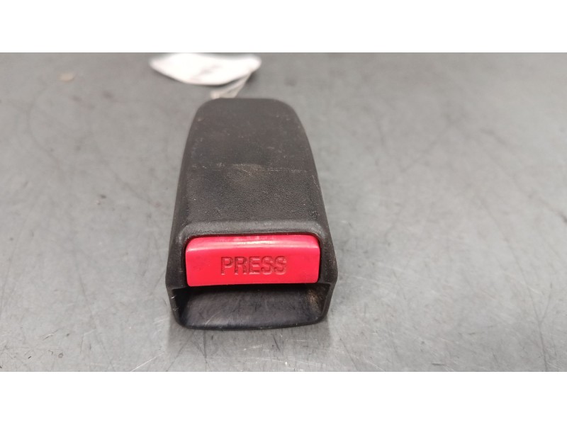 Recambio de anclaje cinturon delantero derecho para honda hr-v (gh_) 1.6 16v 4wd (gh2, gh4) referencia OEM IAM   