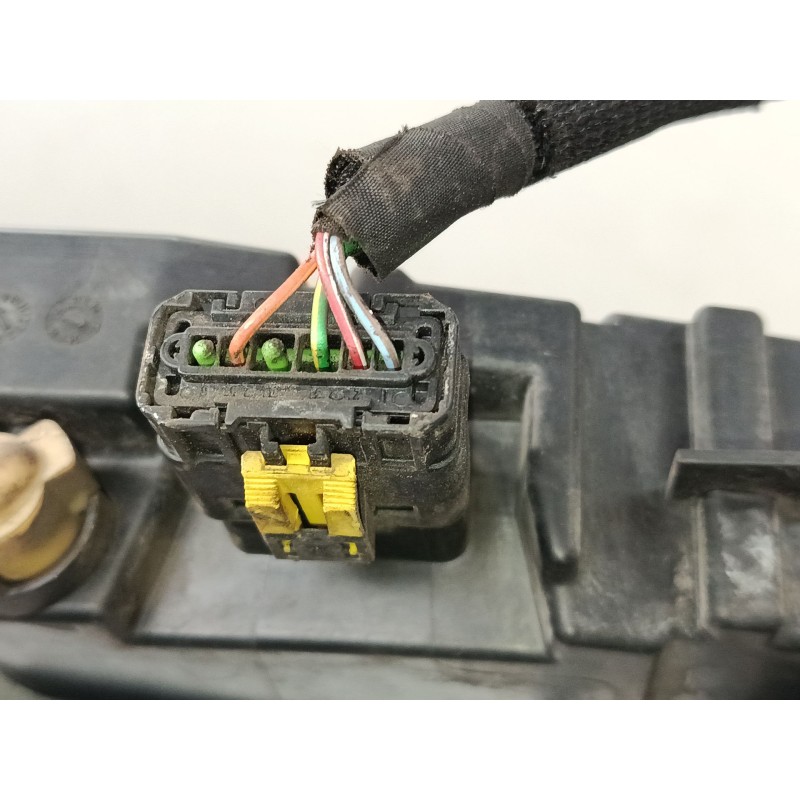 Recambio de faro luz diurna izquierdo para citroën c4 picasso ii 1.6 hdi 90 referencia OEM IAM 9676036380  