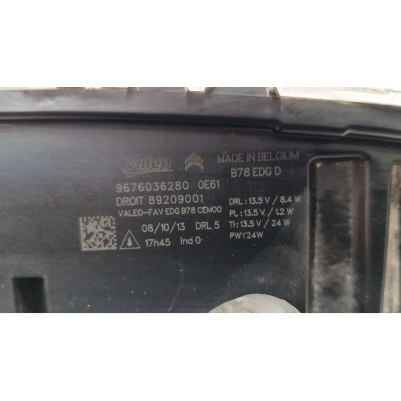 Recambio de faro luz diurna derecho para citroën c4 picasso ii 1.6 hdi 90 referencia OEM IAM 9676036280  