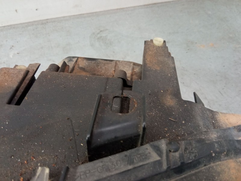 Recambio de faro izquierdo xenon para bmw x5 (e53) 3.0 d referencia OEM IAM 63126930235  