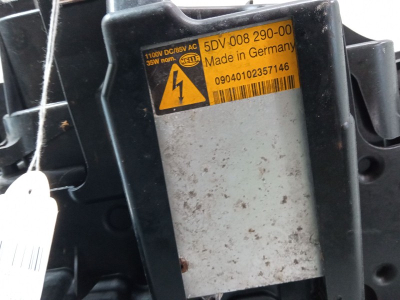 Recambio de faro izquierdo xenon para bmw x5 (e53) 3.0 d referencia OEM IAM 63126930235  