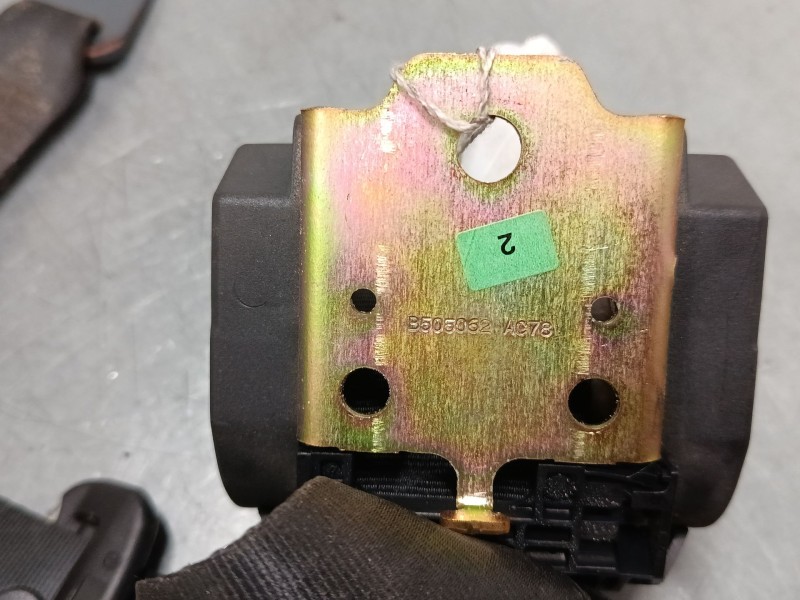 Recambio de cinturon seguridad delantero central para opel vivaro a furgoneta (x83) 1.9 di (f7) referencia OEM IAM   