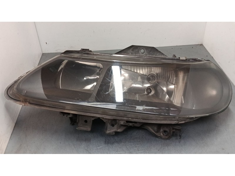 Recambio de faro izquierdo para renault laguna i (b56_, 556_) 2.2 dt (b569) referencia OEM IAM 7700420128  