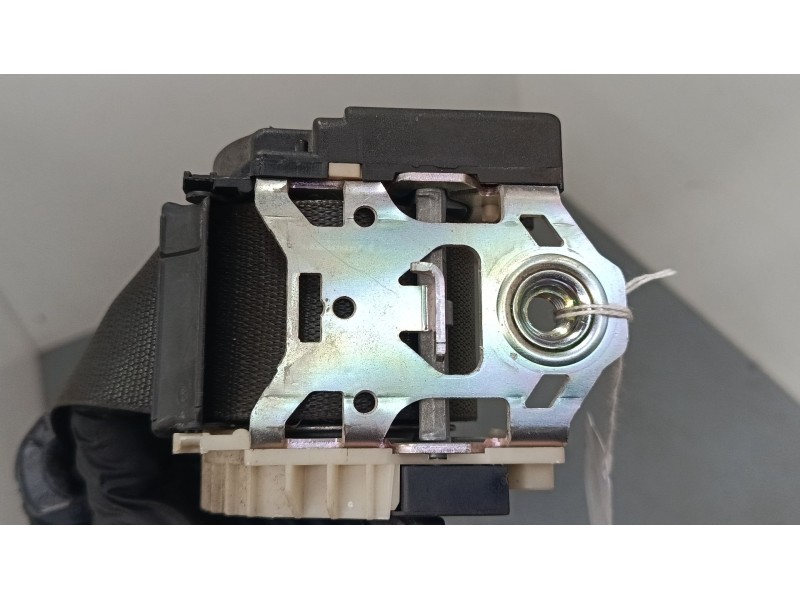 Recambio de cinturon seguridad delantero izquierdo para land rover range rover i 4.3 vogue lse 4x4 referencia OEM IAM 13855DY10 