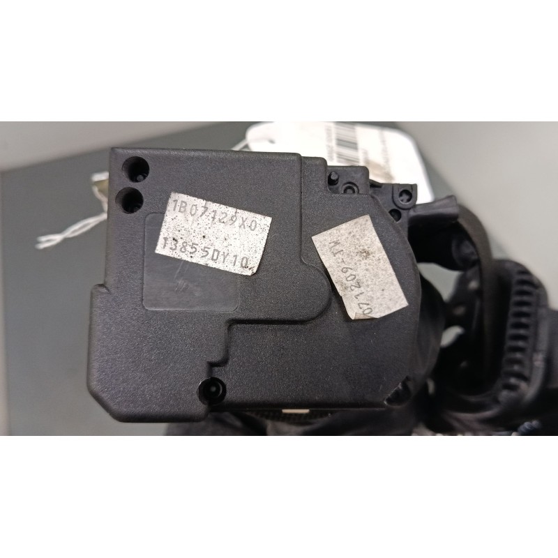 Recambio de cinturon seguridad delantero izquierdo para land rover range rover i 4.3 vogue lse 4x4 referencia OEM IAM 13855DY10 