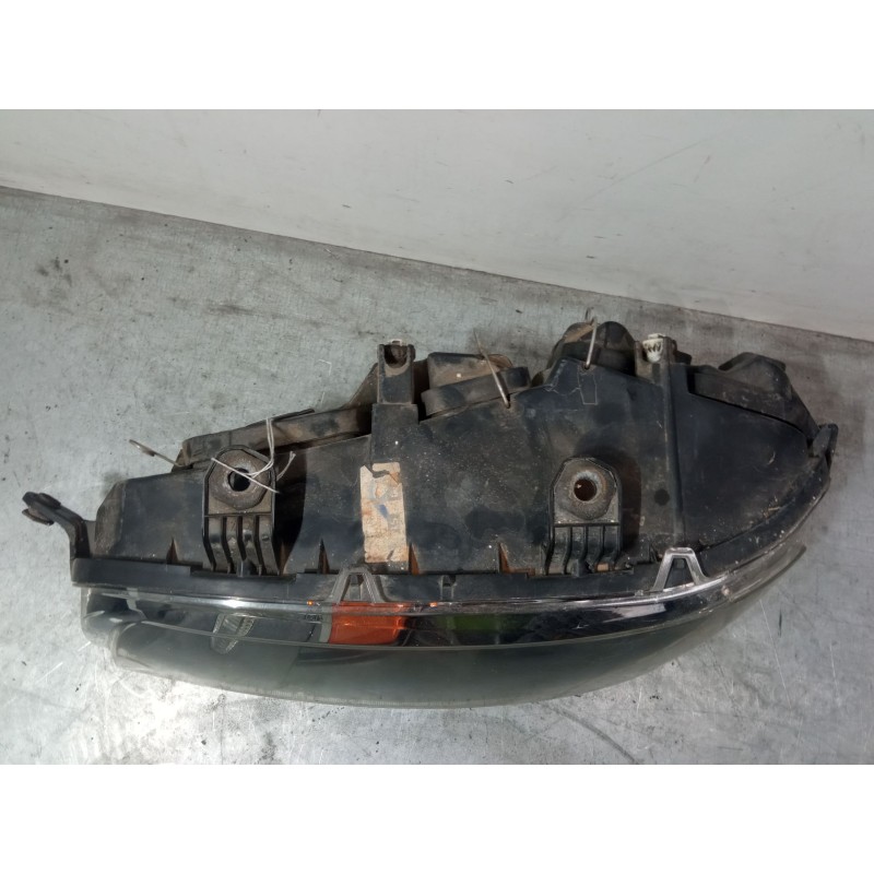 Recambio de faro izquierdo para fiat punto (188_) 1.9 jtd 80 (188.237, .257, .337, .357) referencia OEM IAM   