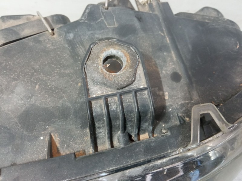 Recambio de faro izquierdo para fiat punto (188_) 1.9 jtd 80 (188.237, .257, .337, .357) referencia OEM IAM   