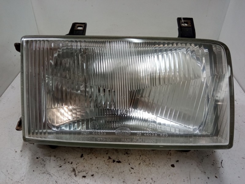 Recambio de faro derecho para volkswagen caravelle 2,4 5v 2-aab-2m referencia OEM IAM   