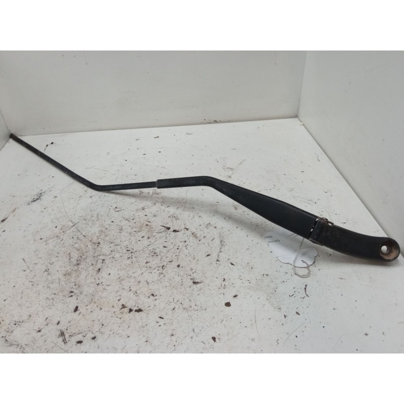 Recambio de brazo limpia delantero derecho para fiat qubo (225_) 1.3 d multijet (225cxb1a, 225axb1a, 225cxb11, 225axb11,... refe