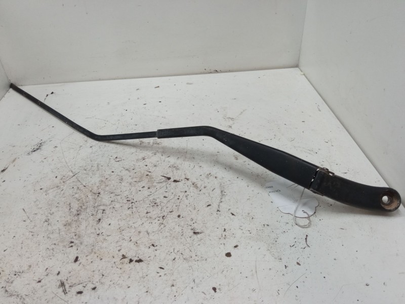 Recambio de brazo limpia delantero derecho para fiat qubo (225_) 1.3 d multijet (225cxb1a, 225axb1a, 225cxb11, 225axb11,... refe