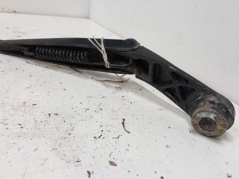 Recambio de brazo limpia delantero derecho para fiat qubo (225_) 1.3 d multijet (225cxb1a, 225axb1a, 225cxb11, 225axb11,... refe