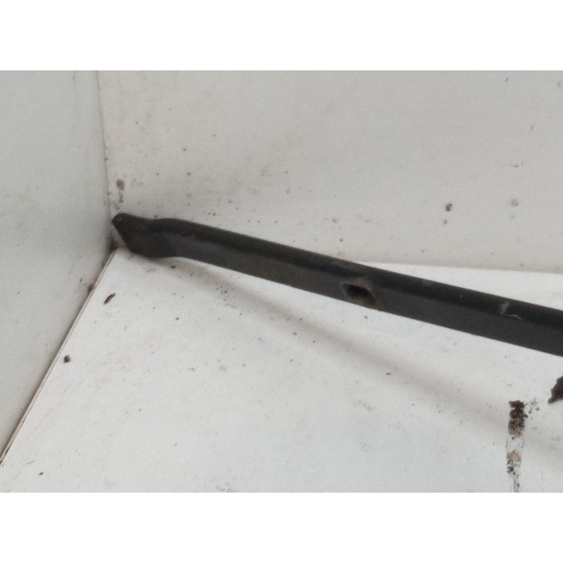 Recambio de brazo limpia delantero derecho para fiat qubo (225_) 1.3 d multijet (225cxb1a, 225axb1a, 225cxb11, 225axb11,... refe