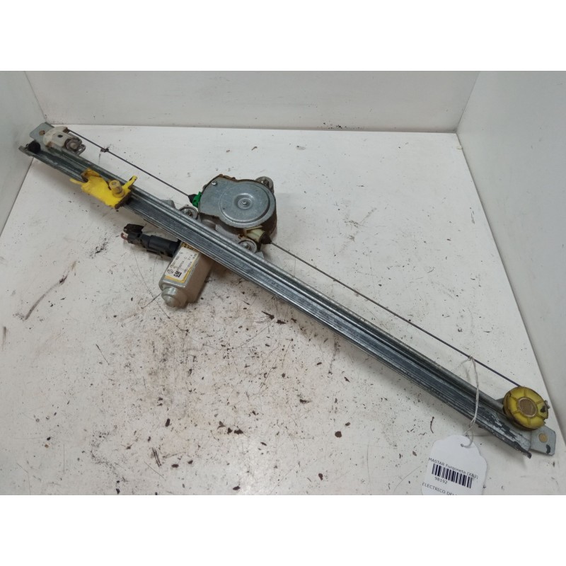 Recambio de elevalunas electrico delantero izquierdo para nissan primastar furgoneta (x83) 1.9 dci 100 referencia OEM IAM 770031