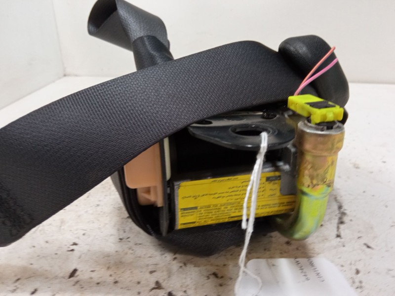 Recambio de cinturon seguridad delantero derecho para mazda 6 hatchback (gg) 2.0 di (gg14) referencia OEM IAM   