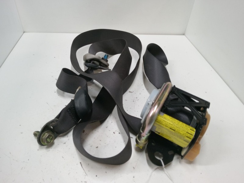 Recambio de cinturon seguridad delantero derecho para mazda 6 hatchback (gg) 2.0 di (gg14) referencia OEM IAM   