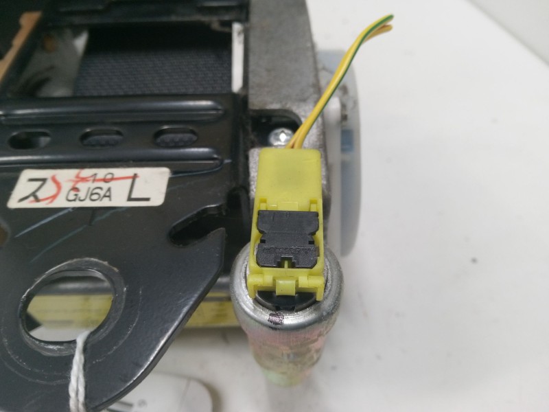 Recambio de cinturon seguridad delantero izquierdo para mazda 6 hatchback (gg) 2.0 di (gg14) referencia OEM IAM   