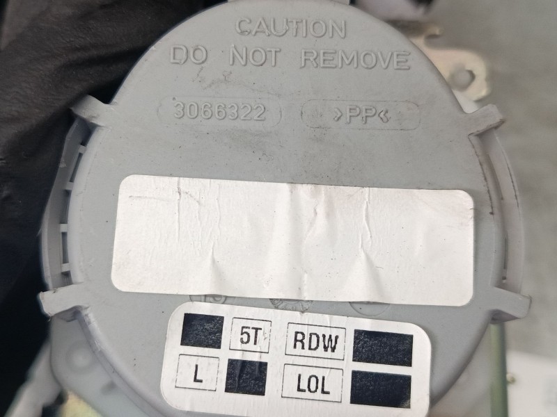 Recambio de cinturon seguridad delantero izquierdo para seat ibiza v (kj1, kjg) 1.0 mpi referencia OEM IAM 3066322  