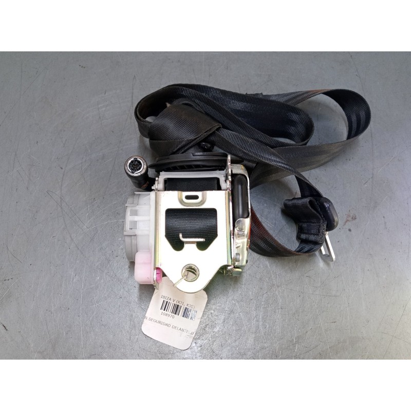Recambio de cinturon seguridad delantero derecho para seat ibiza v (kj1, kjg) 1.0 mpi referencia OEM IAM 3066322  