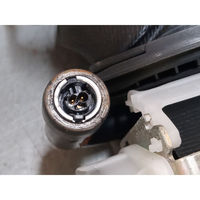 Recambio de cinturon seguridad delantero derecho para seat ibiza v (kj1, kjg) 1.0 mpi referencia OEM IAM 3066322  