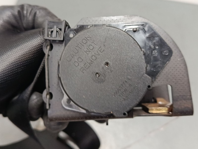 Recambio de cinturon seguridad trasero derecho para bmw 7 (e65, e66, e67) 730 i, li referencia OEM IAM   