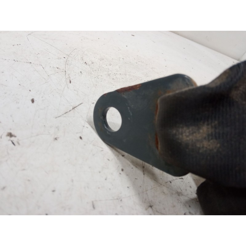 Recambio de cinturon seguridad delantero central para renault trafic ii furgoneta (fl) 1.9 dci 100 (fl0c) referencia OEM IAM   
