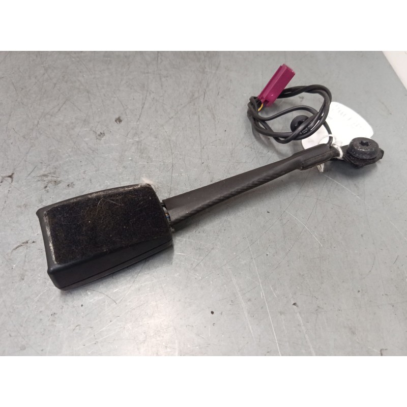 Recambio de anclaje cinturon delantero izquierdo para ford c-max ii (dxa/cb7, dxa/ceu) 1.0 ecoboost referencia OEM IAM   