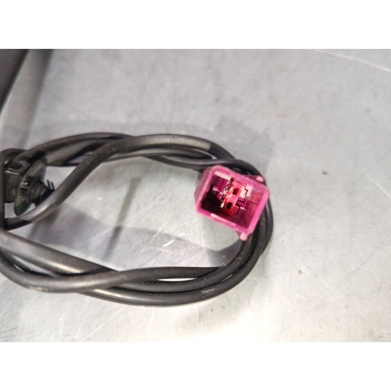 Recambio de anclaje cinturon delantero izquierdo para ford c-max ii (dxa/cb7, dxa/ceu) 1.0 ecoboost referencia OEM IAM   