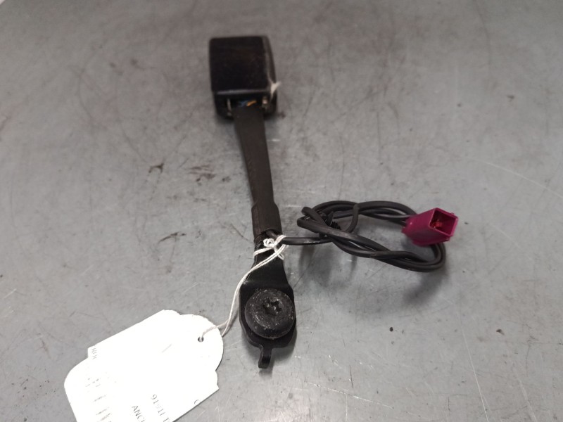 Recambio de anclaje cinturon delantero izquierdo para ford c-max ii (dxa/cb7, dxa/ceu) 1.0 ecoboost referencia OEM IAM   