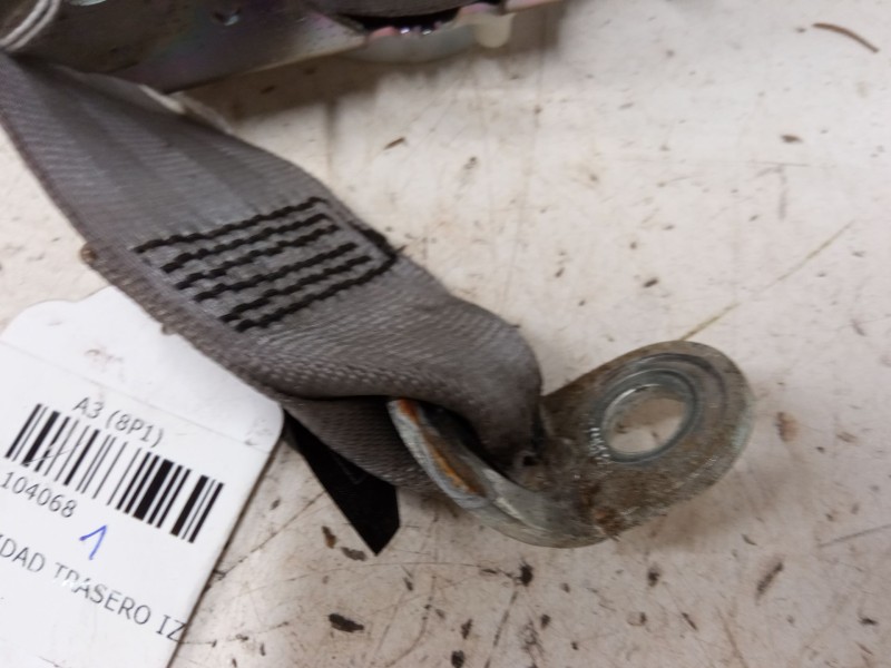 Recambio de cinturon seguridad trasero izquierdo para audi a3 (8p1) 2.0 tdi 16v referencia OEM IAM   