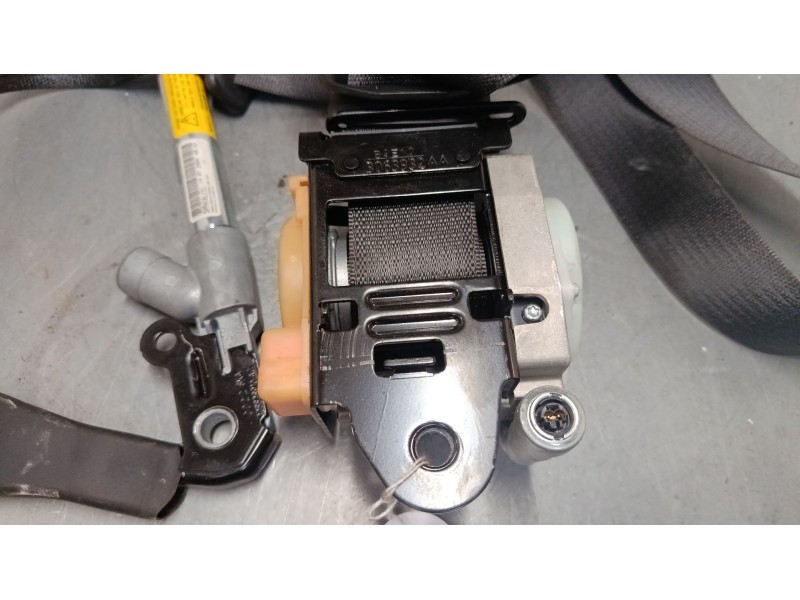 Recambio de cinturon seguridad delantero derecho para opel insignia a sports tourer (g09) 2.0 cdti (35) referencia OEM IAM   