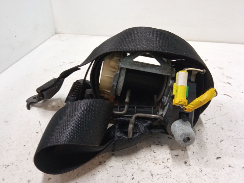 Recambio de cinturon seguridad delantero derecho para fiat bravo ii (198_) 1.9 d multijet (198axb1a) referencia OEM IAM   