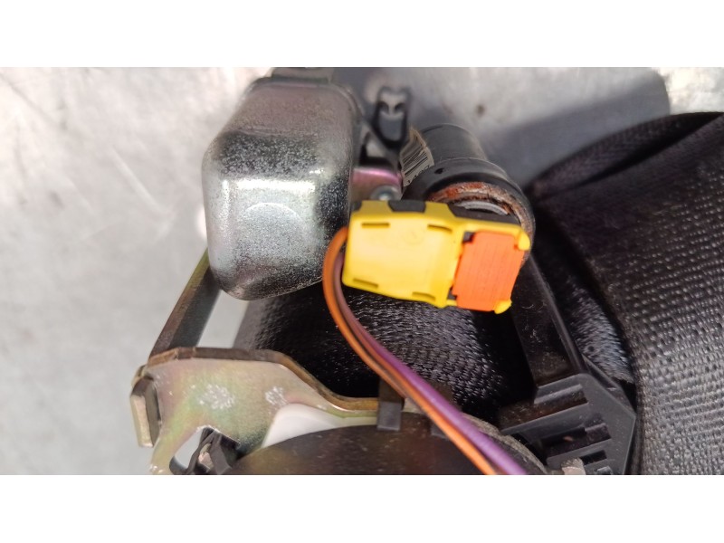Recambio de cinturon seguridad delantero derecho para opel astra j (p10) 1.4 turbo (68) referencia OEM IAM 617023500  