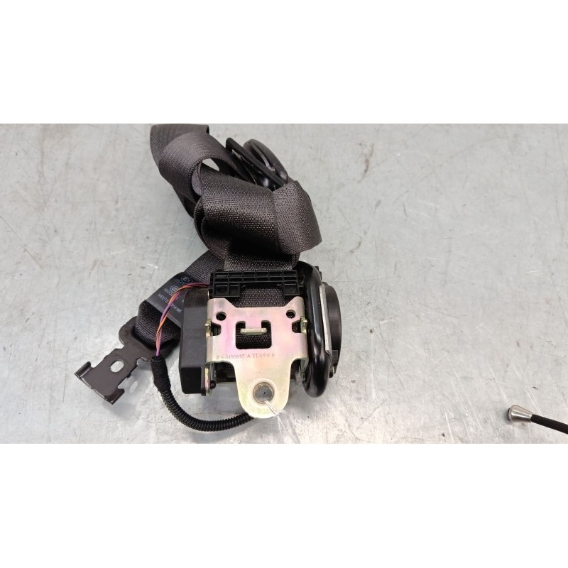 Recambio de cinturon seguridad delantero derecho para opel astra j (p10) 1.4 turbo (68) referencia OEM IAM 617023500  