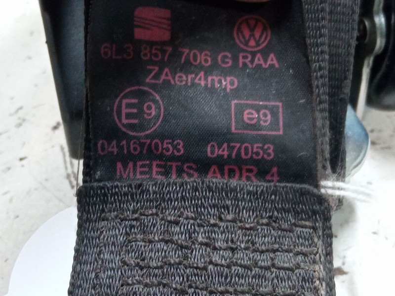 Recambio de cinturon seguridad delantero derecho para seat ibiza iii (6l1) 1.4 16v referencia OEM IAM 6L3857706G  