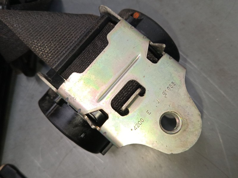 Recambio de cinturon seguridad delantero derecho para opel corsa d (s07) 1.3 cdti (l08, l68) referencia OEM IAM 607707600E  