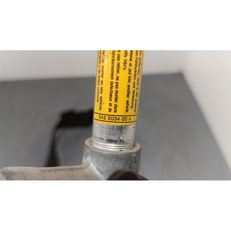 Recambio de cinturon seguridad delantero derecho para nissan terrano ii (r20) 2.7 td 4wd referencia OEM IAM 542203400A  