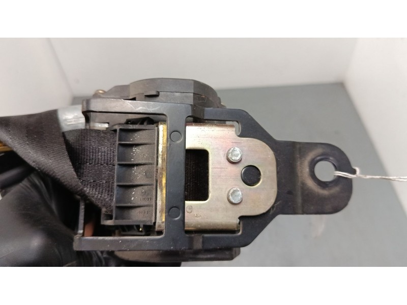Recambio de cinturon seguridad delantero derecho para nissan terrano ii (r20) 2.7 td 4wd referencia OEM IAM 542203400A  
