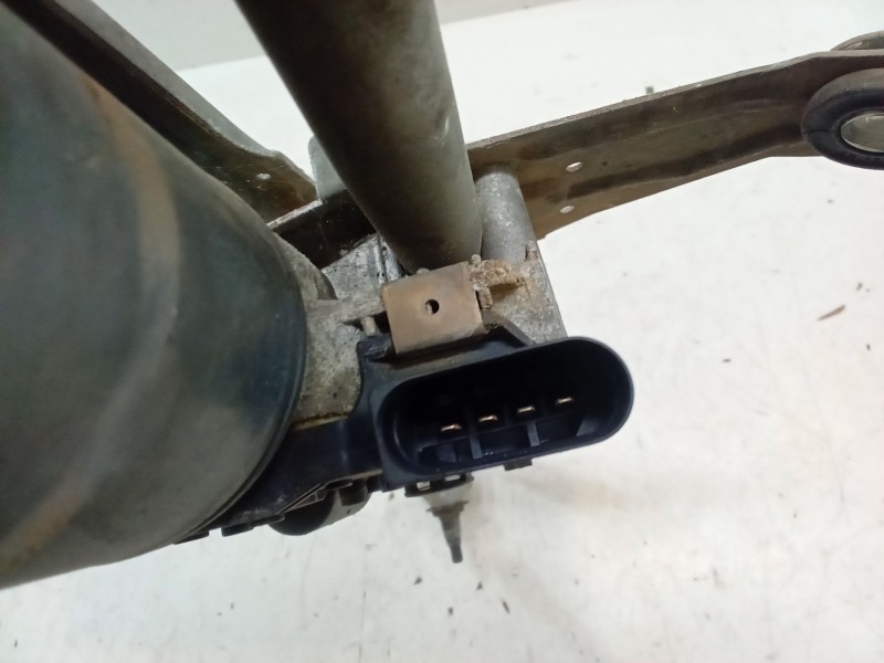 Recambio de motor limpia delantero para skoda superb ii station wagon (3t5) 2.0 tdi 16v referencia OEM IAM   