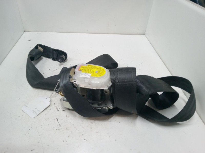 Recambio de cinturon seguridad delantero derecho para hyundai i30 (fd) 1.4 referencia OEM IAM 88820 2R900  