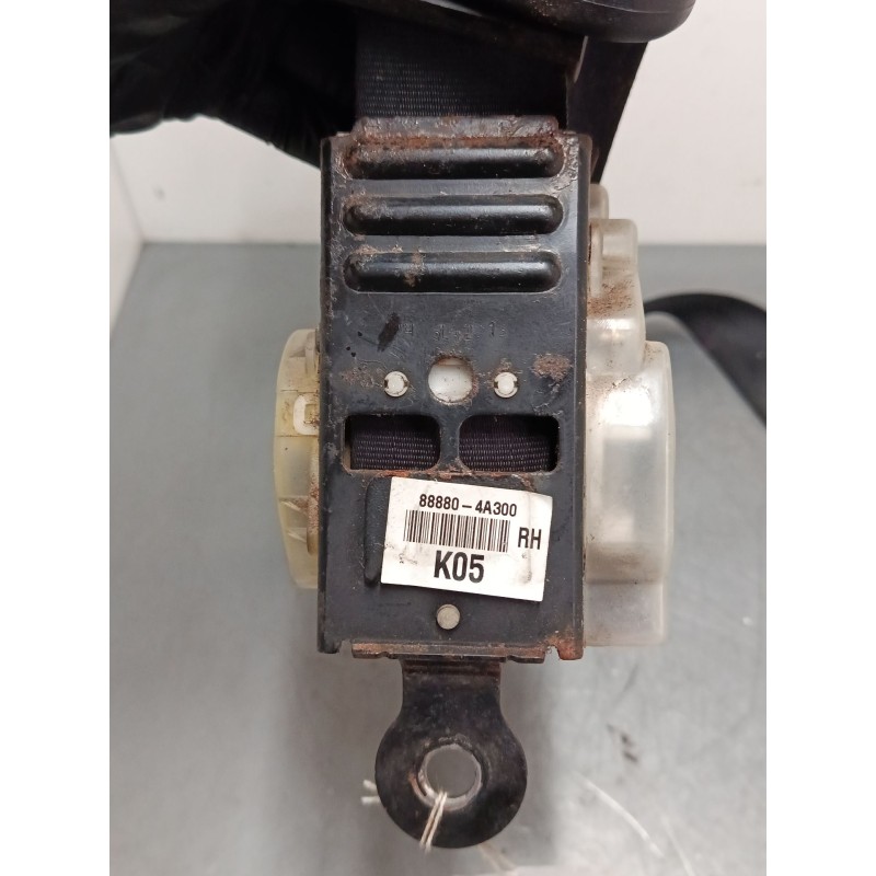 Recambio de cinturon seguridad delantero derecho para hyundai h-1 furgoneta (a1) 2.5 td referencia OEM IAM 88880 4A300  