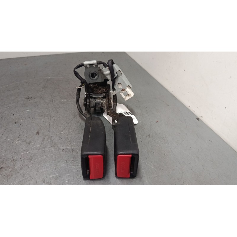 Recambio de anclaje cinturon trasero derecho para mazda cx-5 (ke, gh) 2.2 d (ke2fw) referencia OEM IAM   