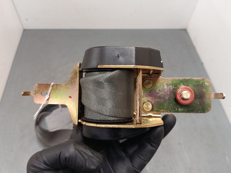 Recambio de cinturon seguridad delantero derecho para ssangyong korando (kj) 2.9 td referencia OEM IAM   