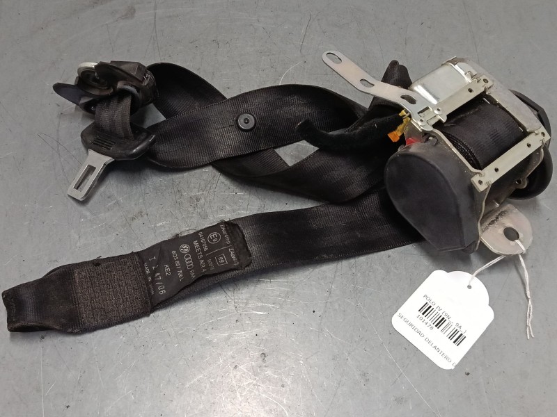 Recambio de cinturon seguridad delantero derecho para volkswagen polo iv (9n_, 9a_) 1.4 16v referencia OEM IAM 6097445  