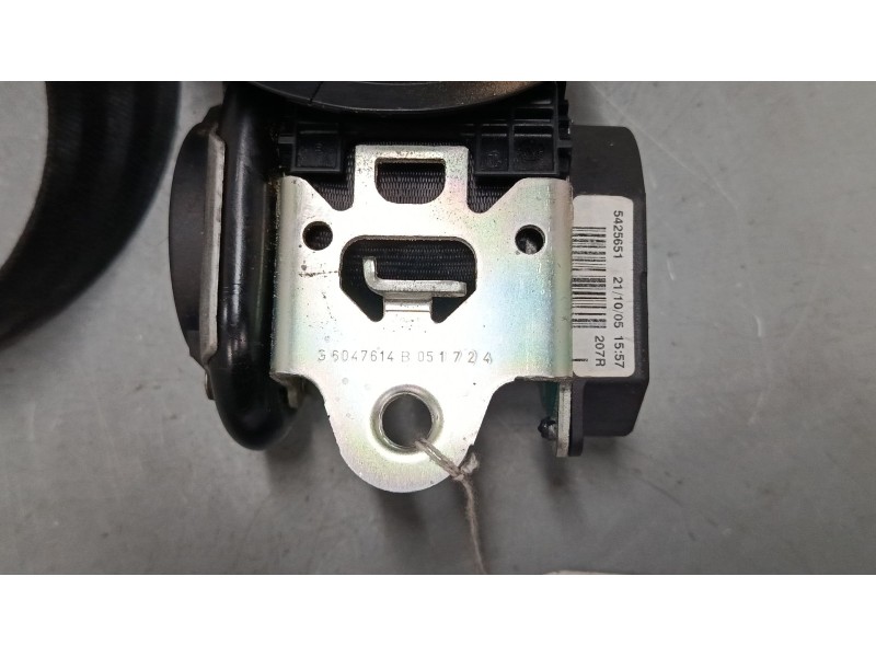 Recambio de cinturon seguridad delantero derecho para seat altea (5p1) 2.0 tdi referencia OEM IAM 5425651  