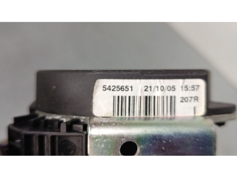 Recambio de cinturon seguridad delantero derecho para seat altea (5p1) 2.0 tdi referencia OEM IAM 5425651  