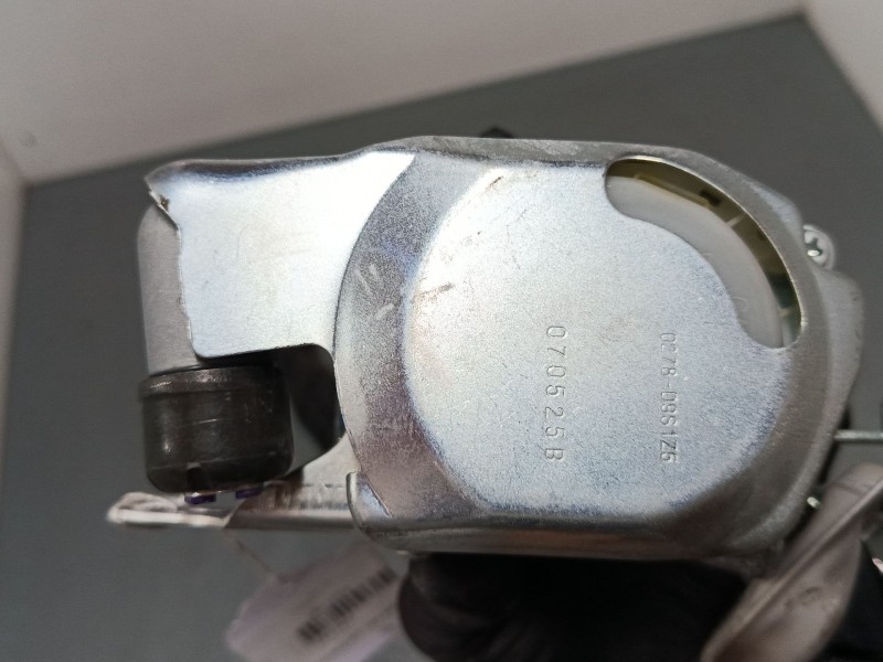 Recambio de cinturon seguridad delantero derecho para hyundai i30 (fd) 1.6 crdi referencia OEM IAM 88820 2L700  