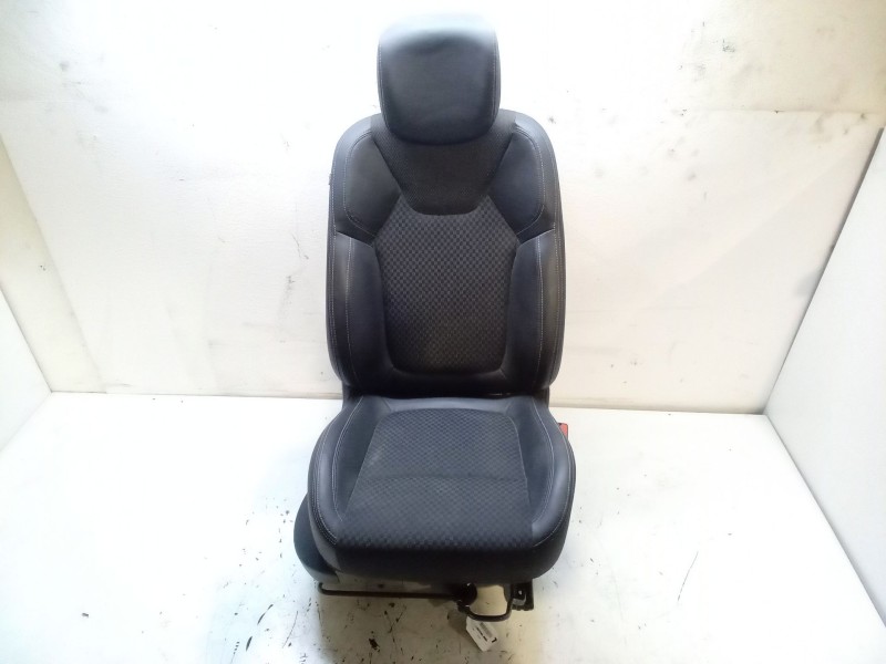 Recambio de asiento delantero derecho para renault clio iv (bh_) 0.9 tce 90 referencia OEM IAM   