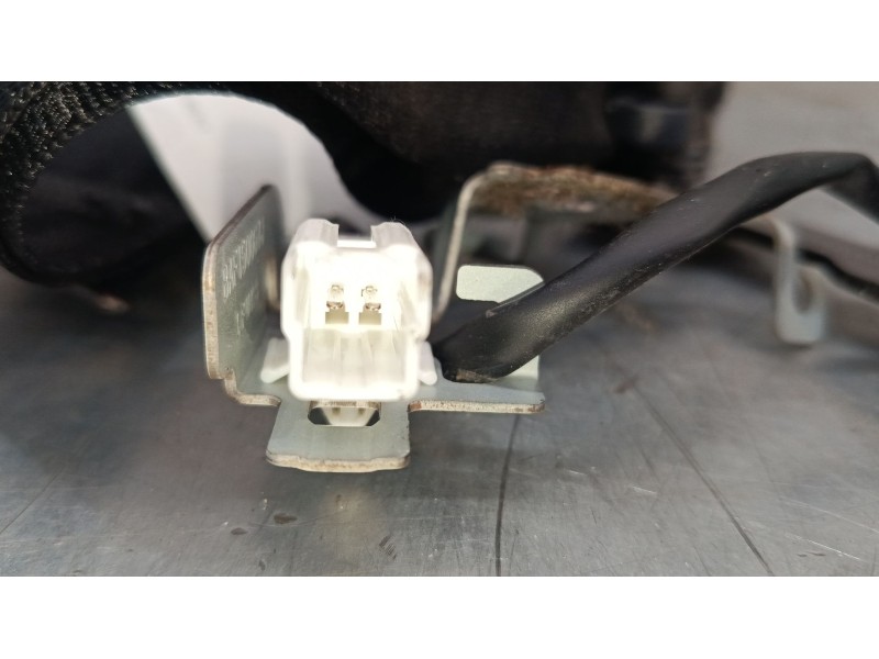 Recambio de anclaje cinturon trasero izquierdo para mazda cx-5 (ke, gh) 2.2 d (ke2fw) referencia OEM IAM   